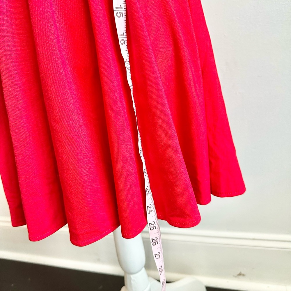 Red Dress - Picture 6 of 6